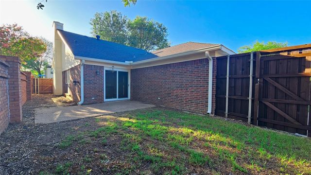 500 Lake Forest Drive, Coppell, TX 75019