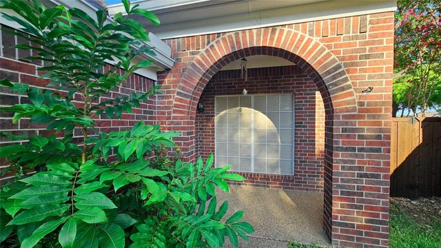 500 Lake Forest Drive, Coppell, TX 75019