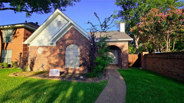 500 Lake Forest Drive, Coppell, TX 75019