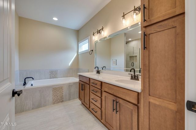 518 Middays Rest, Jonesborough, TN 37659