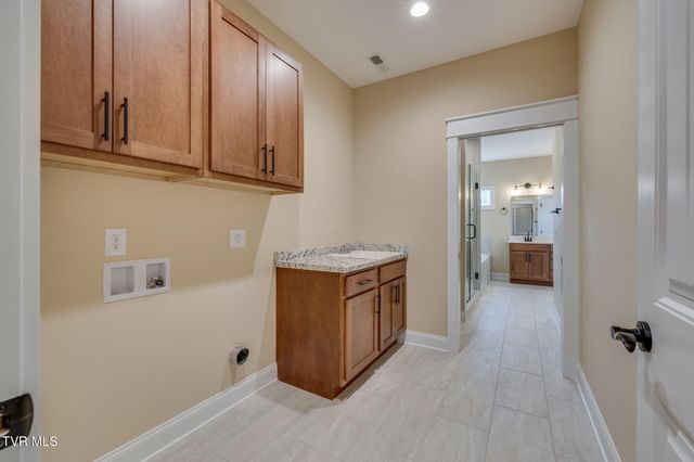 518 Middays Rest, Jonesborough, TN 37659