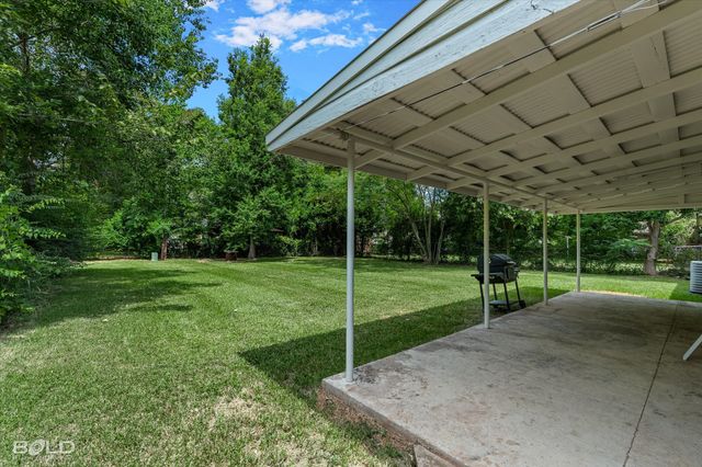 4605 Birdwell Lane, Bossier City, LA 71111