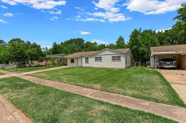 4605 Birdwell Lane, Bossier City, LA 71111