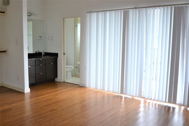 1316 Cleveland A, Houston, TX 77019