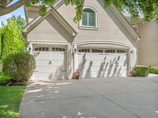 15158 Eyre Circle, Plainfield, IL 60544