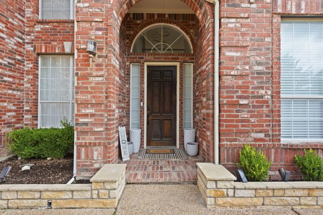 9235 Jasmine Lane, Irving, TX 75063