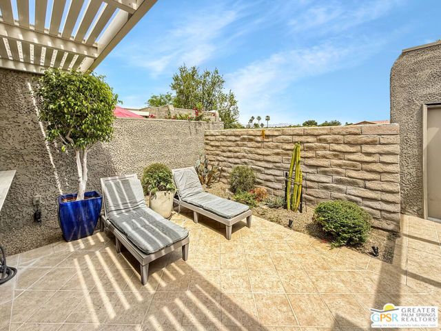 815 N Cerritos Drive, Palm Springs, CA 92262
