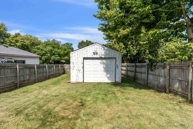 519 Richmond Street, Kendallville, IN 46755