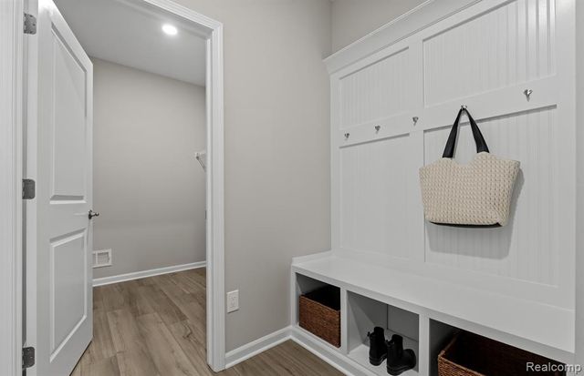 3042 Sheffield Circle, Clarkston, MI 48346