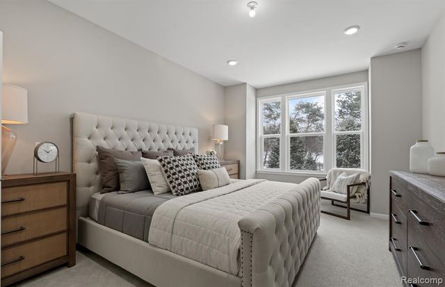 3042 Sheffield Circle, Clarkston, MI 48346