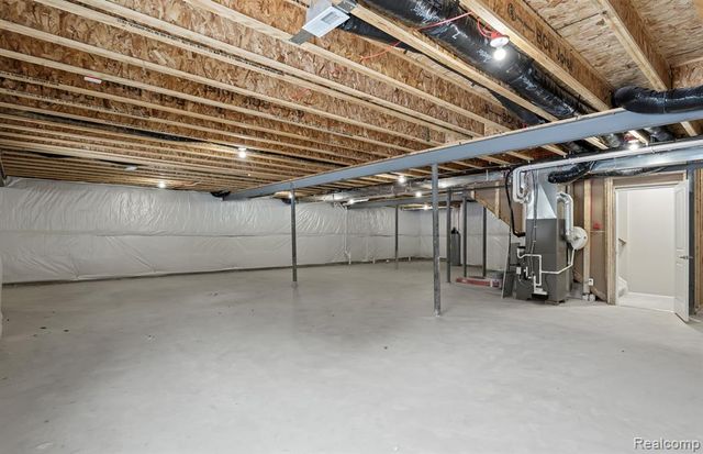 3042 Sheffield Circle, Clarkston, MI 48346