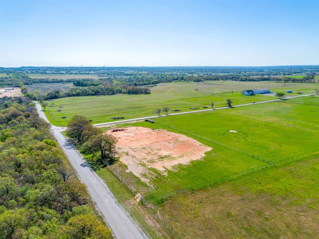 1100 Clover Drive, Poolville, TX 76487