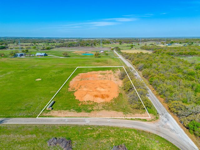 1100 Clover Drive, Poolville, TX 76487