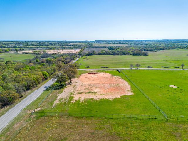 1100 Clover Drive, Poolville, TX 76487