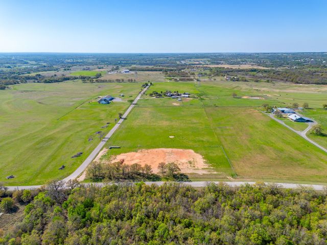 1100 Clover Drive, Poolville, TX 76487