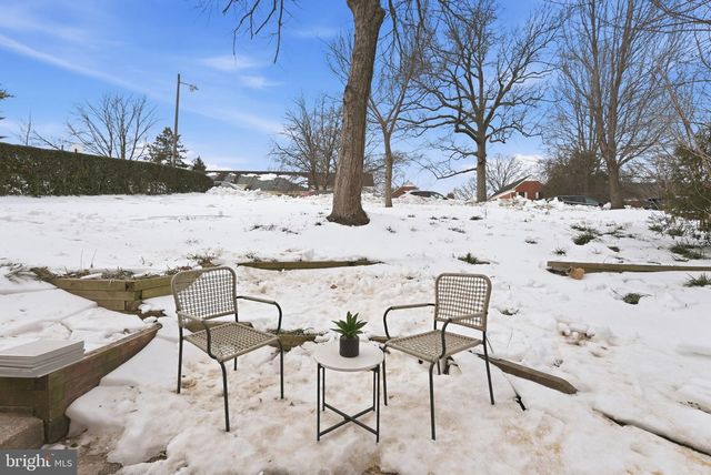 3343 MARTHA CUSTIS DR, Alexandria, VA 22302