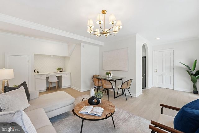 3343 MARTHA CUSTIS DR, Alexandria, VA 22302