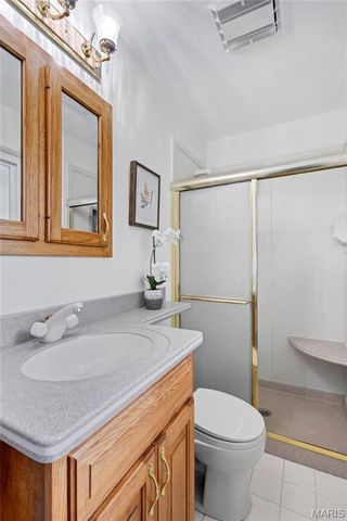 11872 Doverhill Court, Sunset Hills, MO 63128