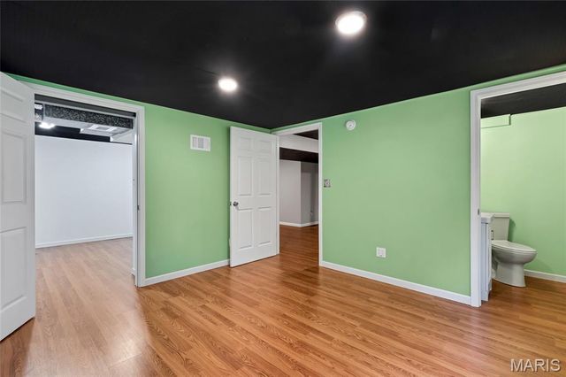 11872 Doverhill Court, Sunset Hills, MO 63128