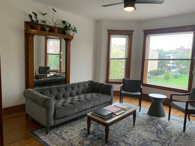 3341 W Adams Street 2W, Chicago, IL 60624