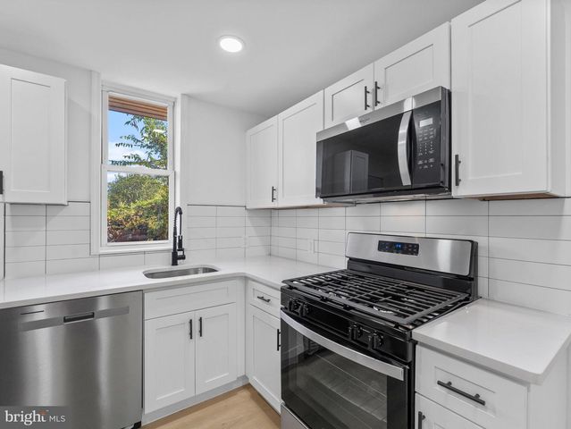 6148 UPLAND ST, Philadelphia, PA 19142