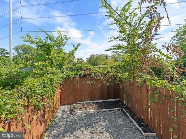 6148 UPLAND ST, Philadelphia, PA 19142