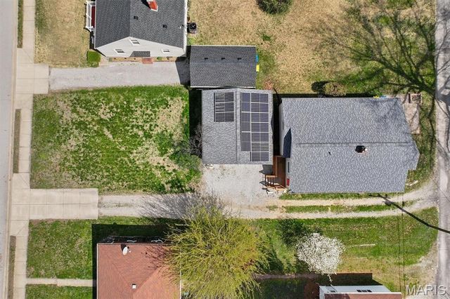 112 3rd Avenue, Edwardsville, IL 62025