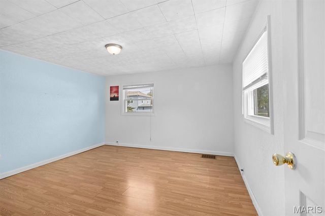 112 3rd Avenue, Edwardsville, IL 62025