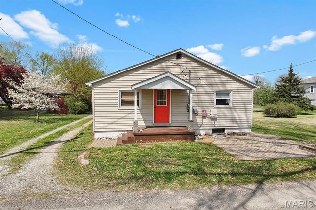 112 3rd Avenue, Edwardsville, IL 62025