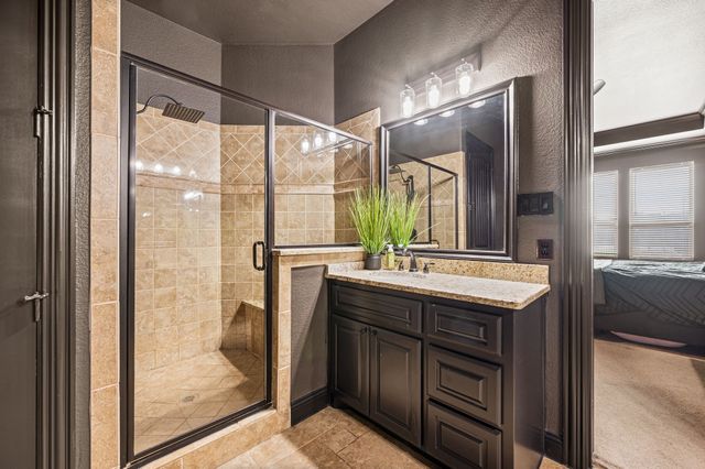 14 Wimbledon Court, Heath, TX 75032