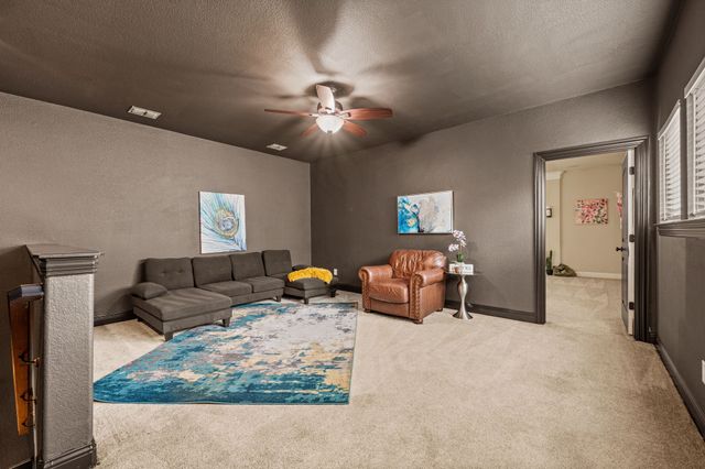 14 Wimbledon Court, Heath, TX 75032