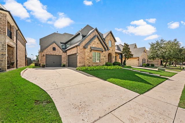 14 Wimbledon Court, Heath, TX 75032