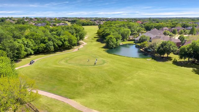 14 Wimbledon Court, Heath, TX 75032