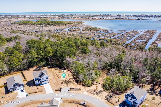 311 Royal Eagle Court, Sneads Ferry, NC 28460
