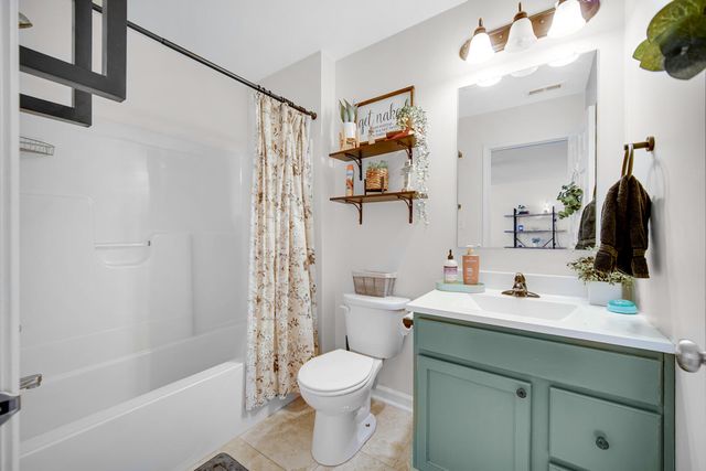 13916 Flagstaff Street, Cedar Lake, IN 46303