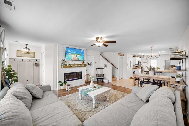 13916 Flagstaff Street, Cedar Lake, IN 46303