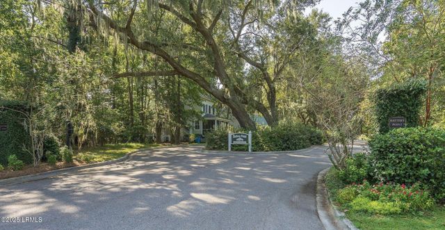 4 Battery Point Lane, Beaufort, SC 29902