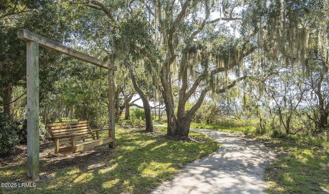 4 Battery Point Lane, Beaufort, SC 29902