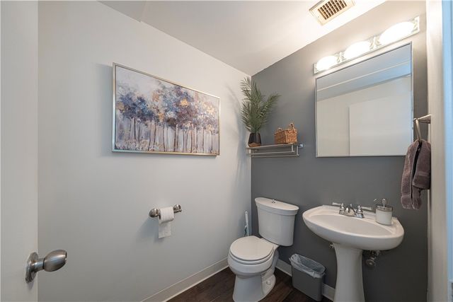 320 Fort Duquesne Blvd 7E, Downtown Pgh, PA 15222