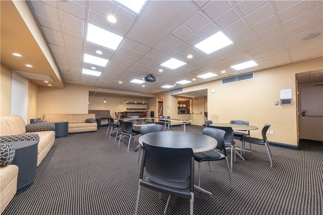 320 Fort Duquesne Blvd 7E, Downtown Pgh, PA 15222