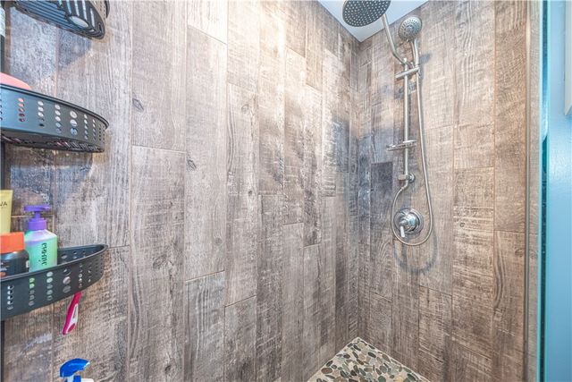 320 Fort Duquesne Blvd 7E, Downtown Pgh, PA 15222