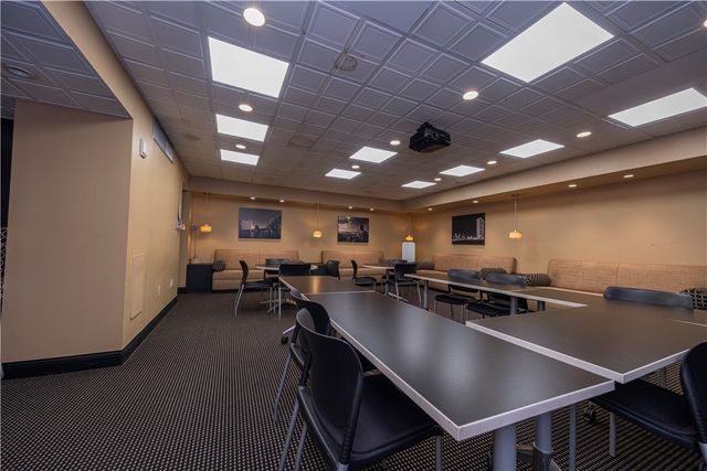 320 Fort Duquesne Blvd 7E, Downtown Pgh, PA 15222