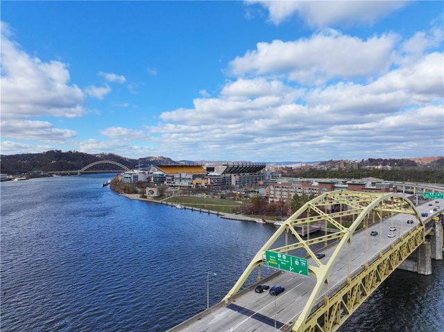 320 Fort Duquesne Blvd 7E, Downtown Pgh, PA 15222