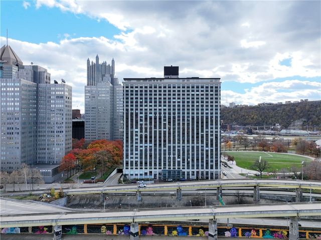 320 Fort Duquesne Blvd 7E, Downtown Pgh, PA 15222