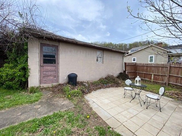 810 Daniels Street, Toronto, OH 43964