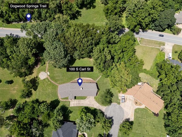 100 Carl Street, Siloam Springs, AR 72761