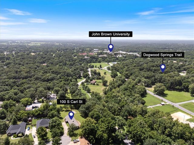 100 Carl Street, Siloam Springs, AR 72761