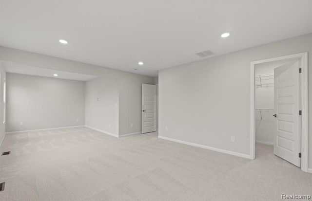 850 Kuss Drive, Saline, MI 48176