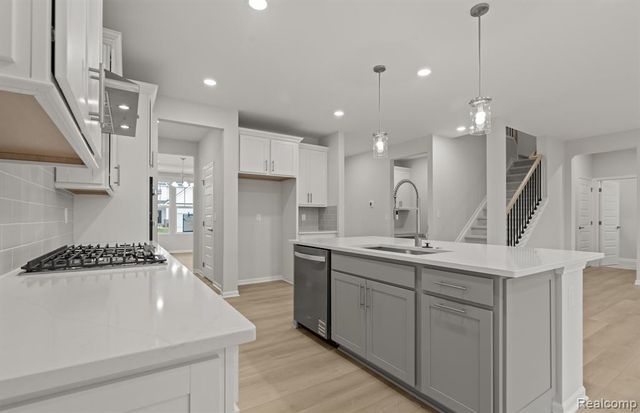 850 Kuss Drive, Saline, MI 48176