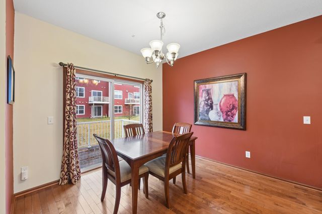 9514 Roosevelt Drive, Chanhassen, MN 55317